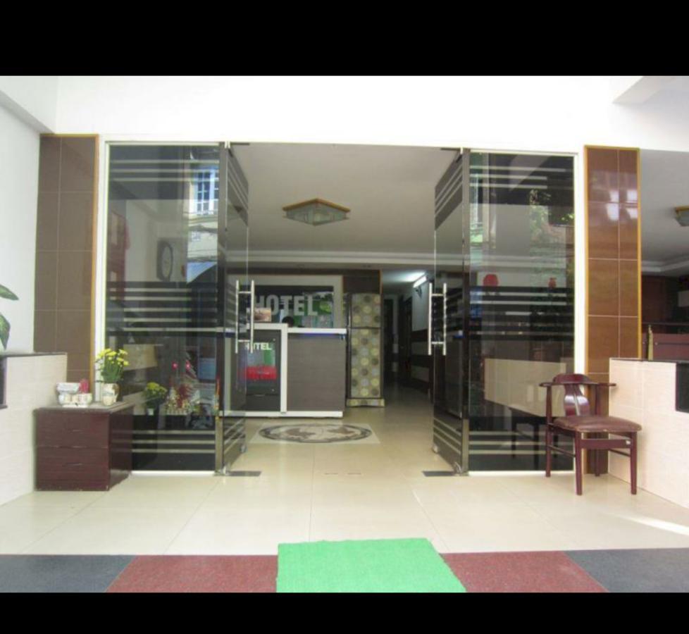 Binh Dung Hotel Cidade de Ho Chi Minh Exterior foto