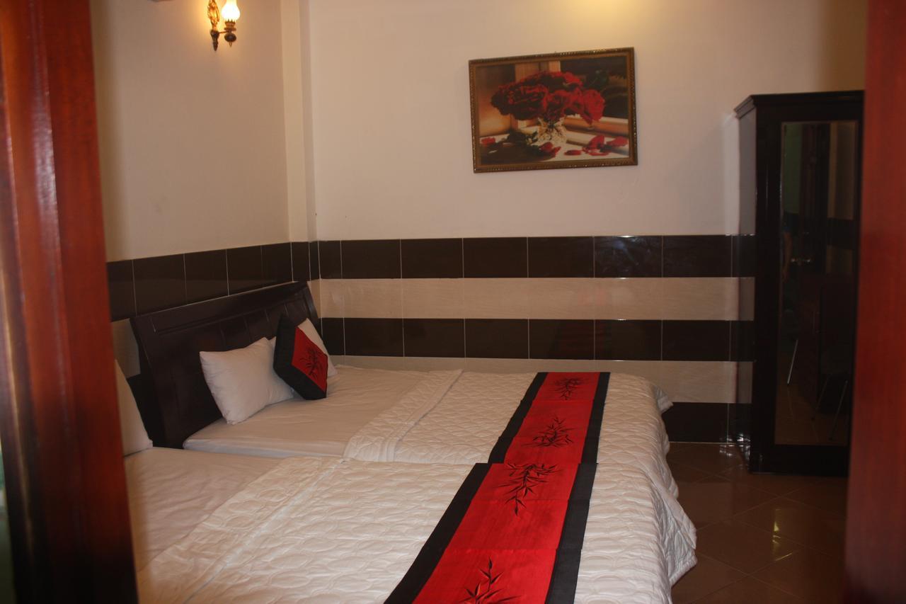 Binh Dung Hotel Cidade de Ho Chi Minh Exterior foto
