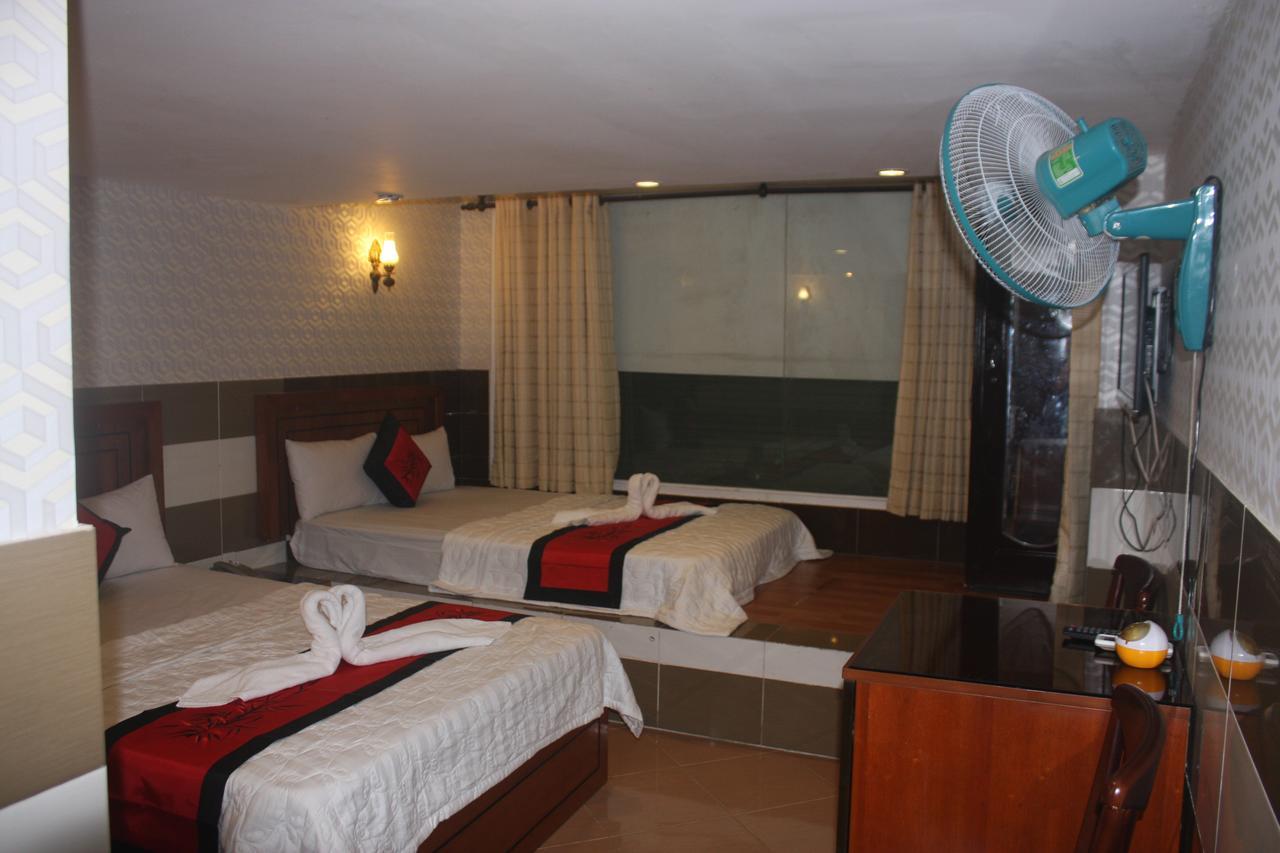 Binh Dung Hotel Cidade de Ho Chi Minh Exterior foto